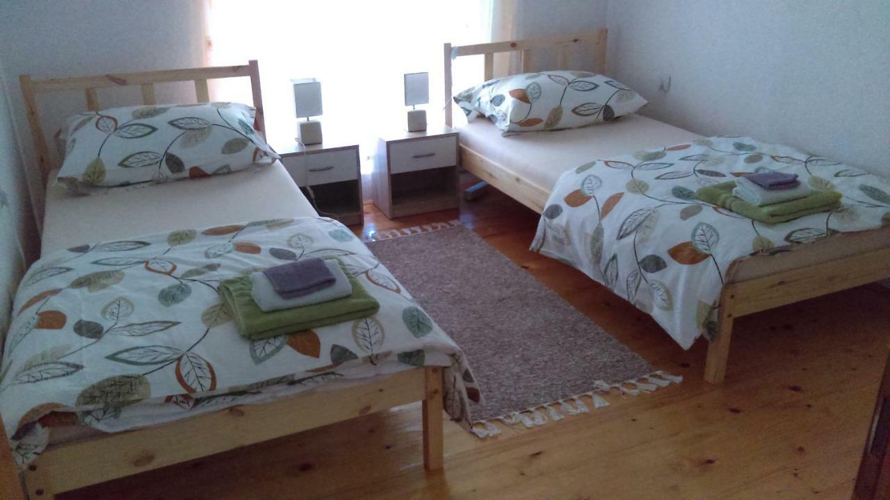 קורניצה Apartman Franjicic מראה חיצוני תמונה